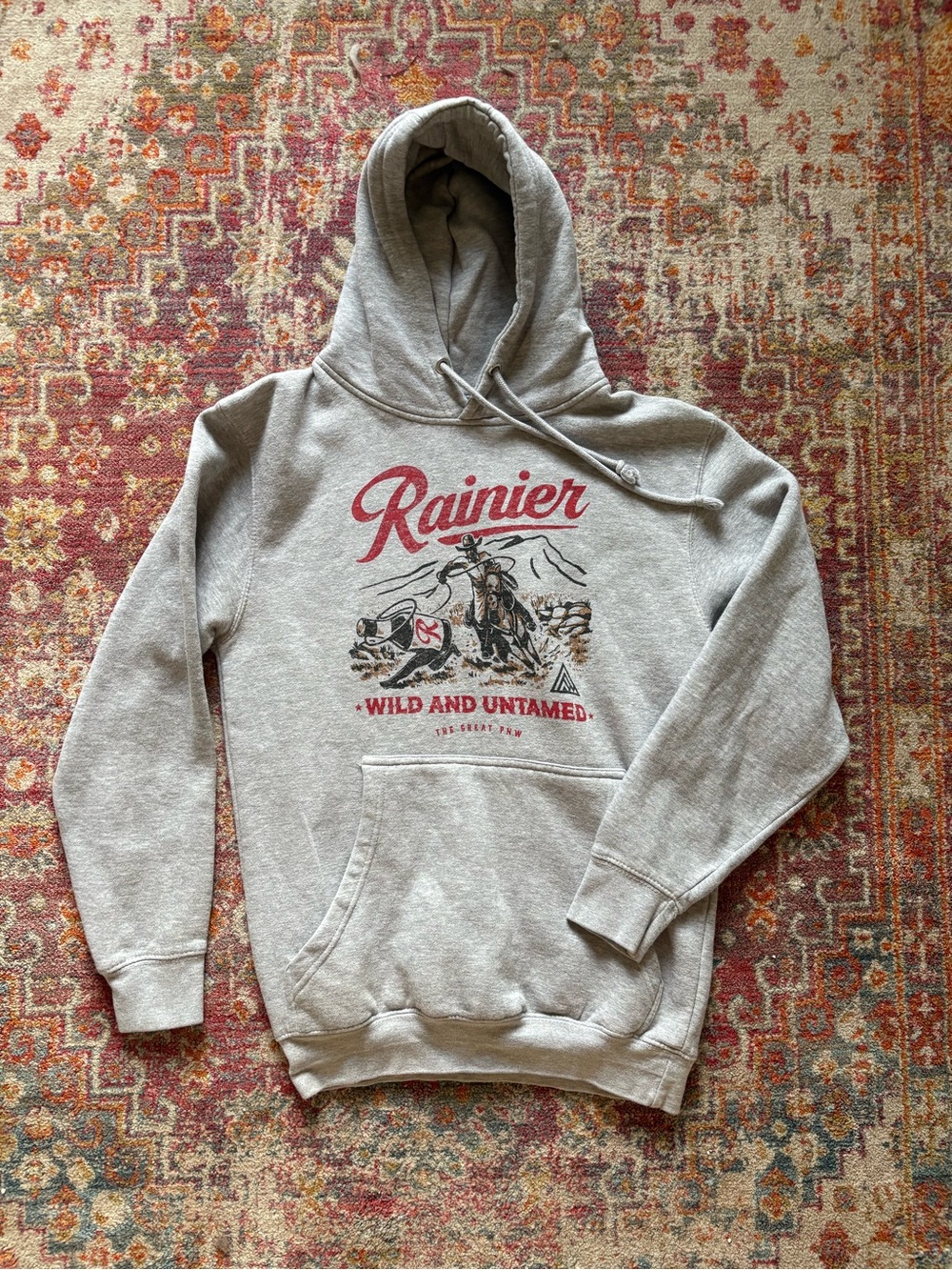 Great PNW x Rainier beer hooded sweatshirt